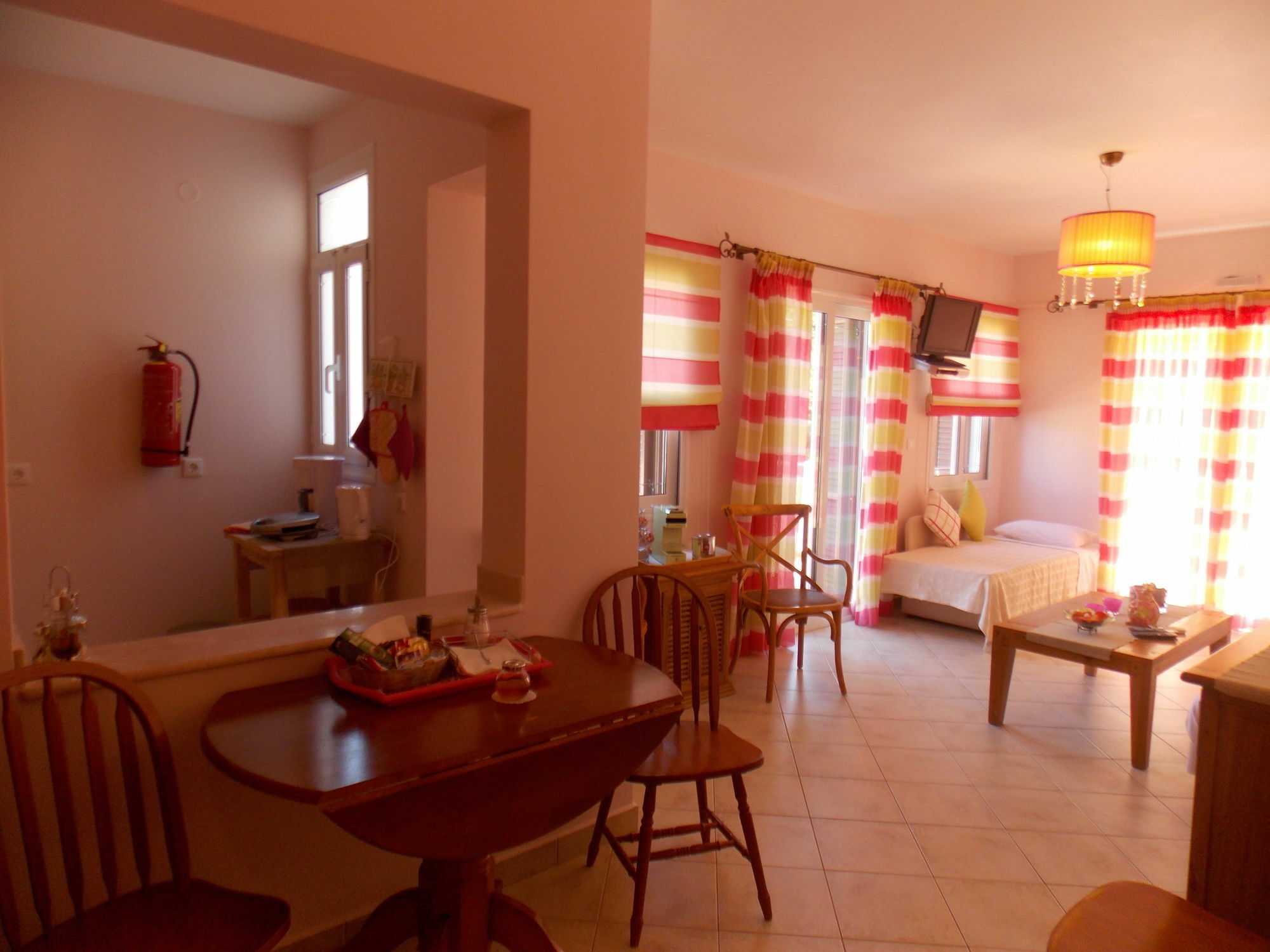 Myrties Boutique Apartments Masouri Exteriör bild